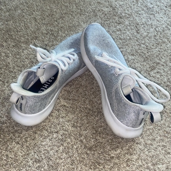 Adidas cloud foams - Picture 7 of 9